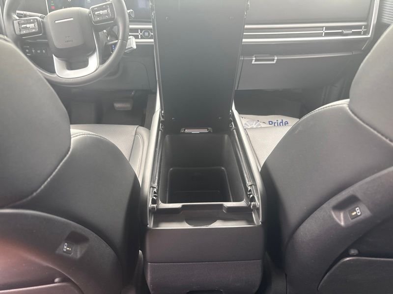 Used 2024 Silver Hyundai SEL image 22