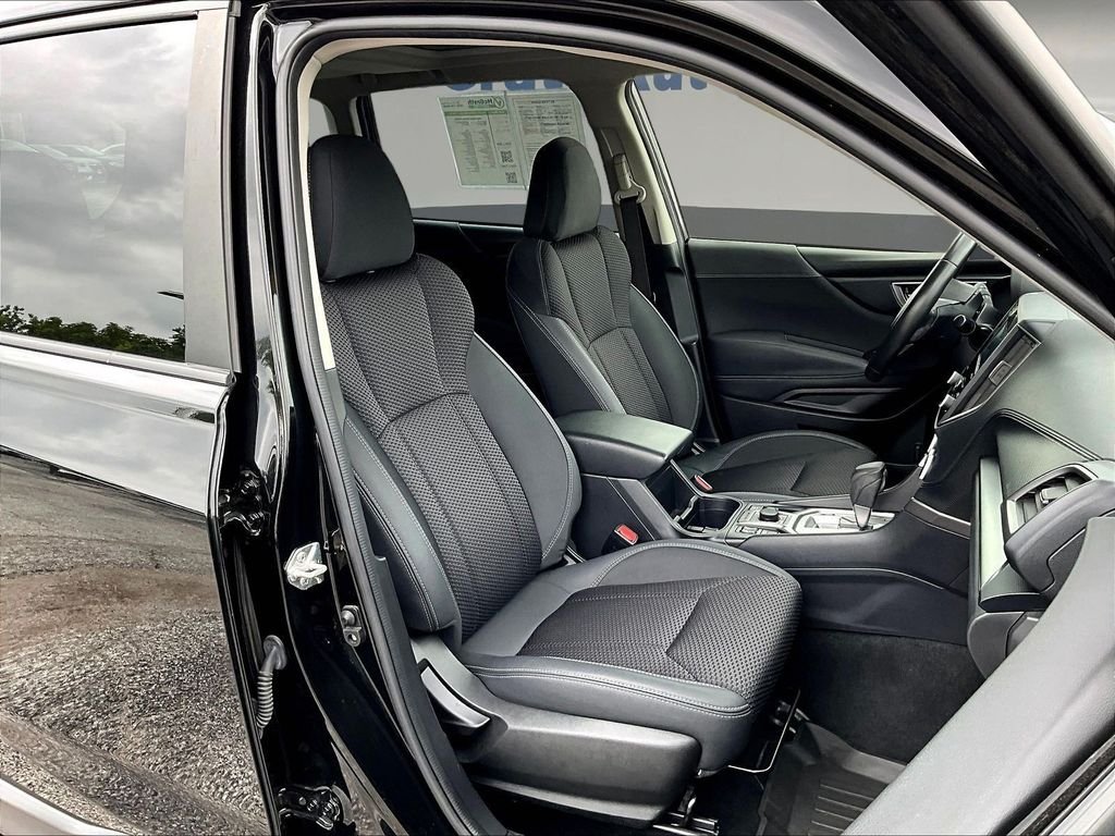 Used 2022 Black Subaru Premium image 32