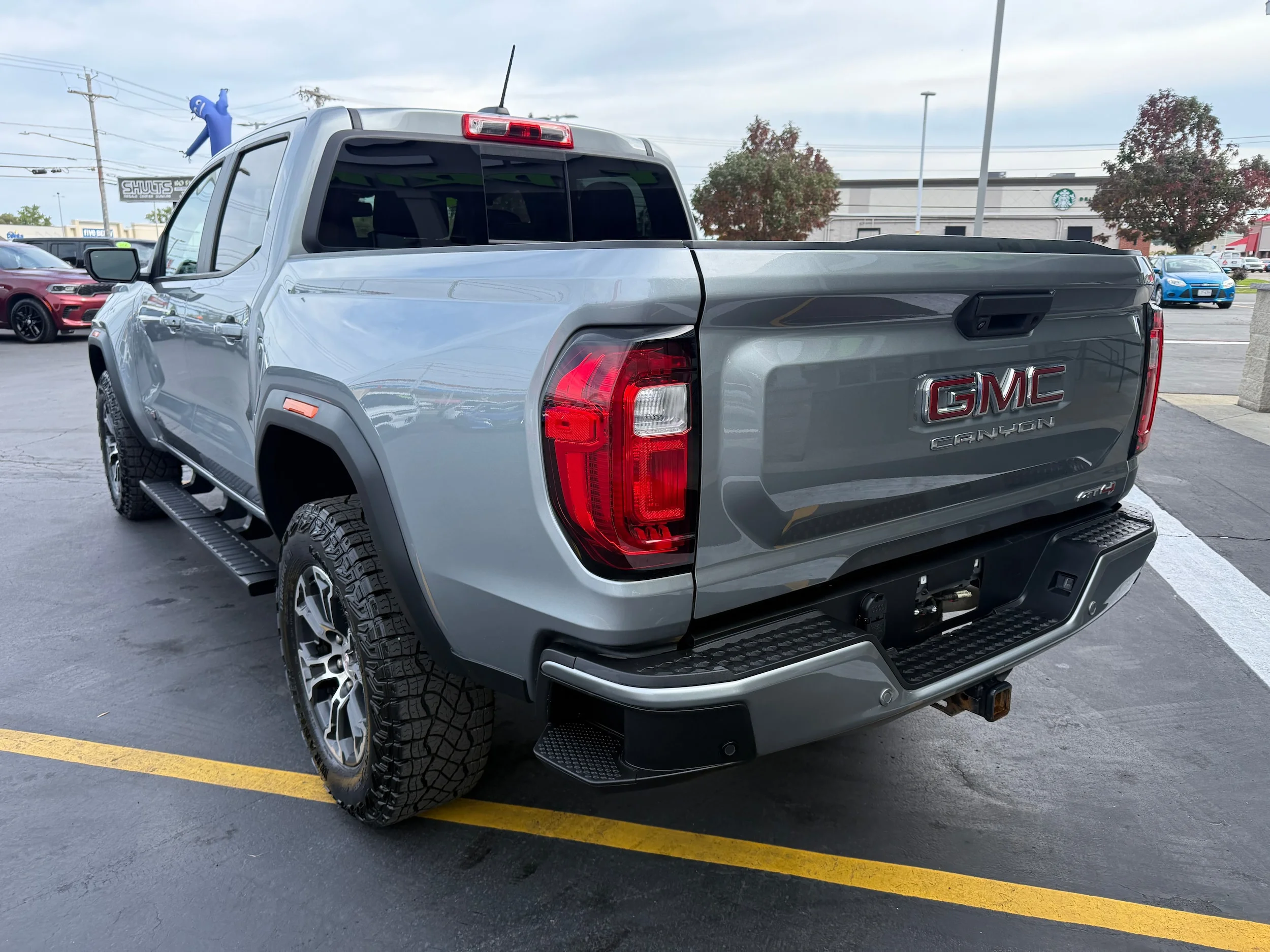 Used 2024 Gray GMC 4WD AT4 image 4