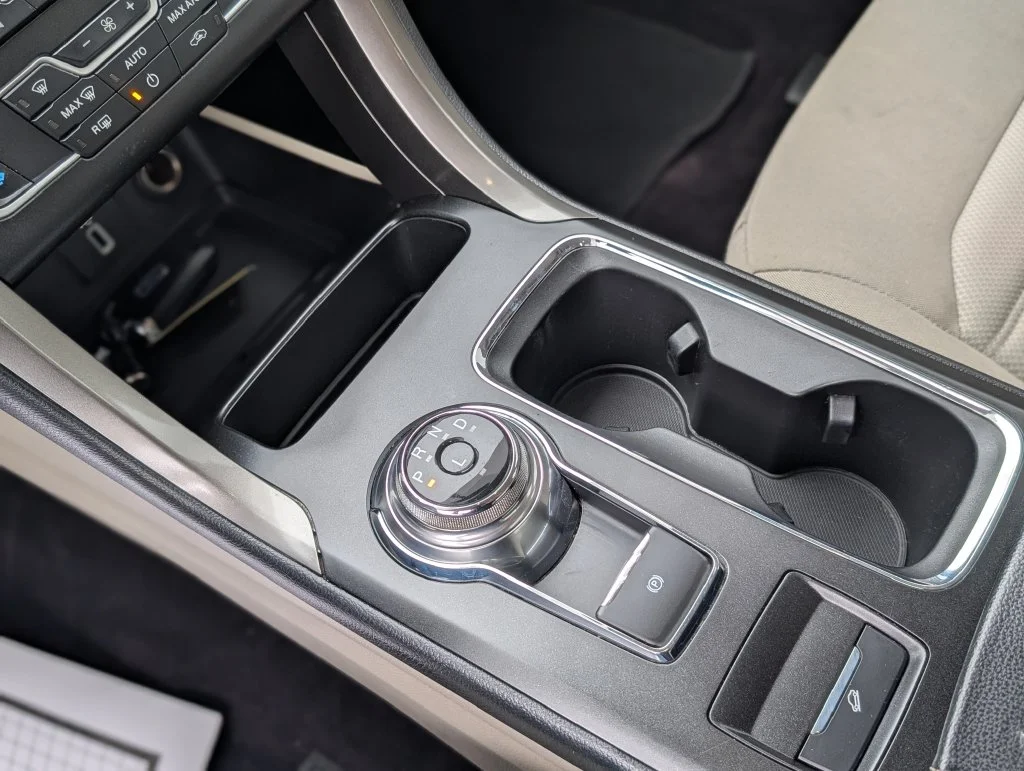Used 2017 White Ford SE image 23
