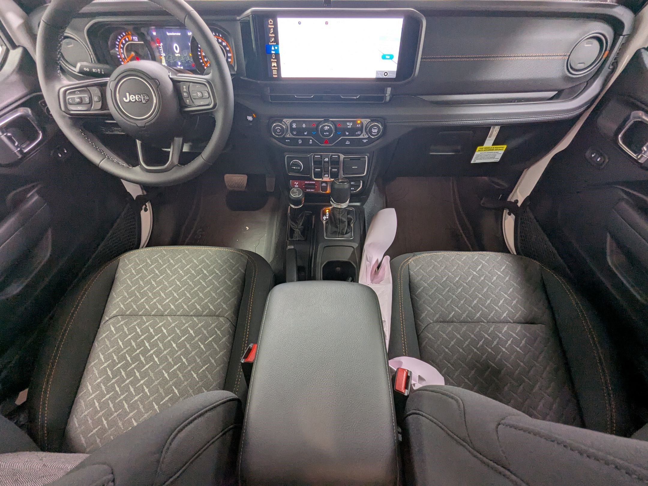 2025 Jeep Gladiator Mojave - Photo 15