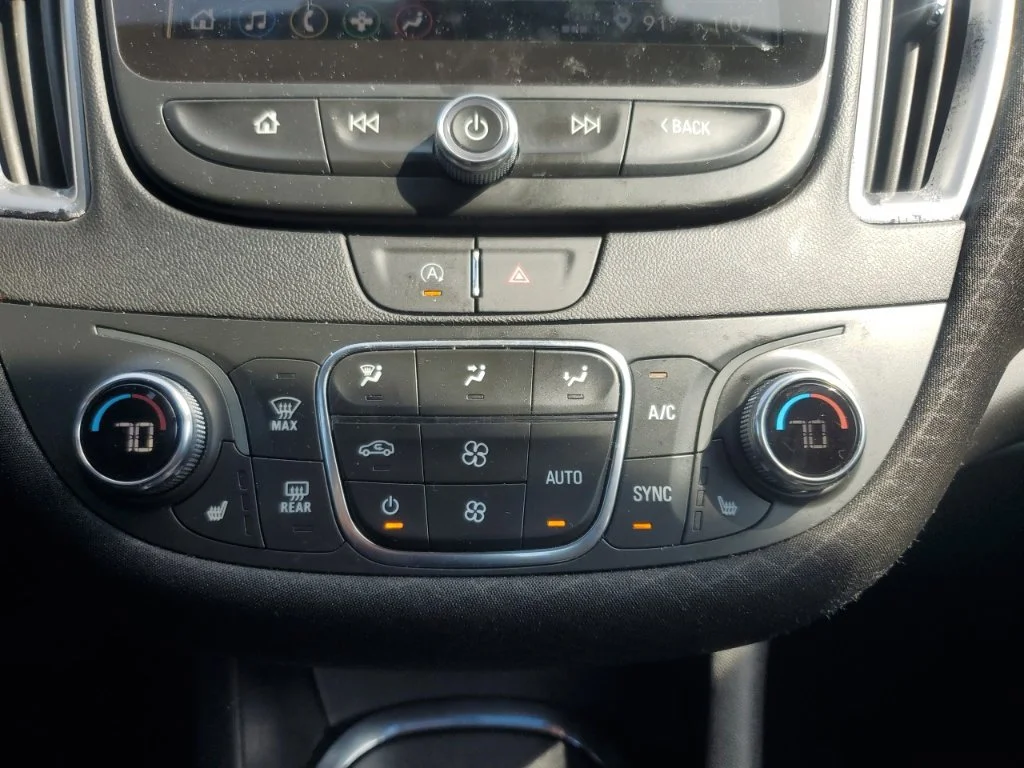 Used 2025 Gray Chevrolet LT image 21