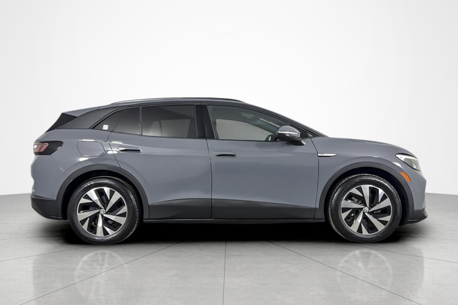 Used 2023 Pure Gray Volkswagen Pro RWD w/LG Battery image 6