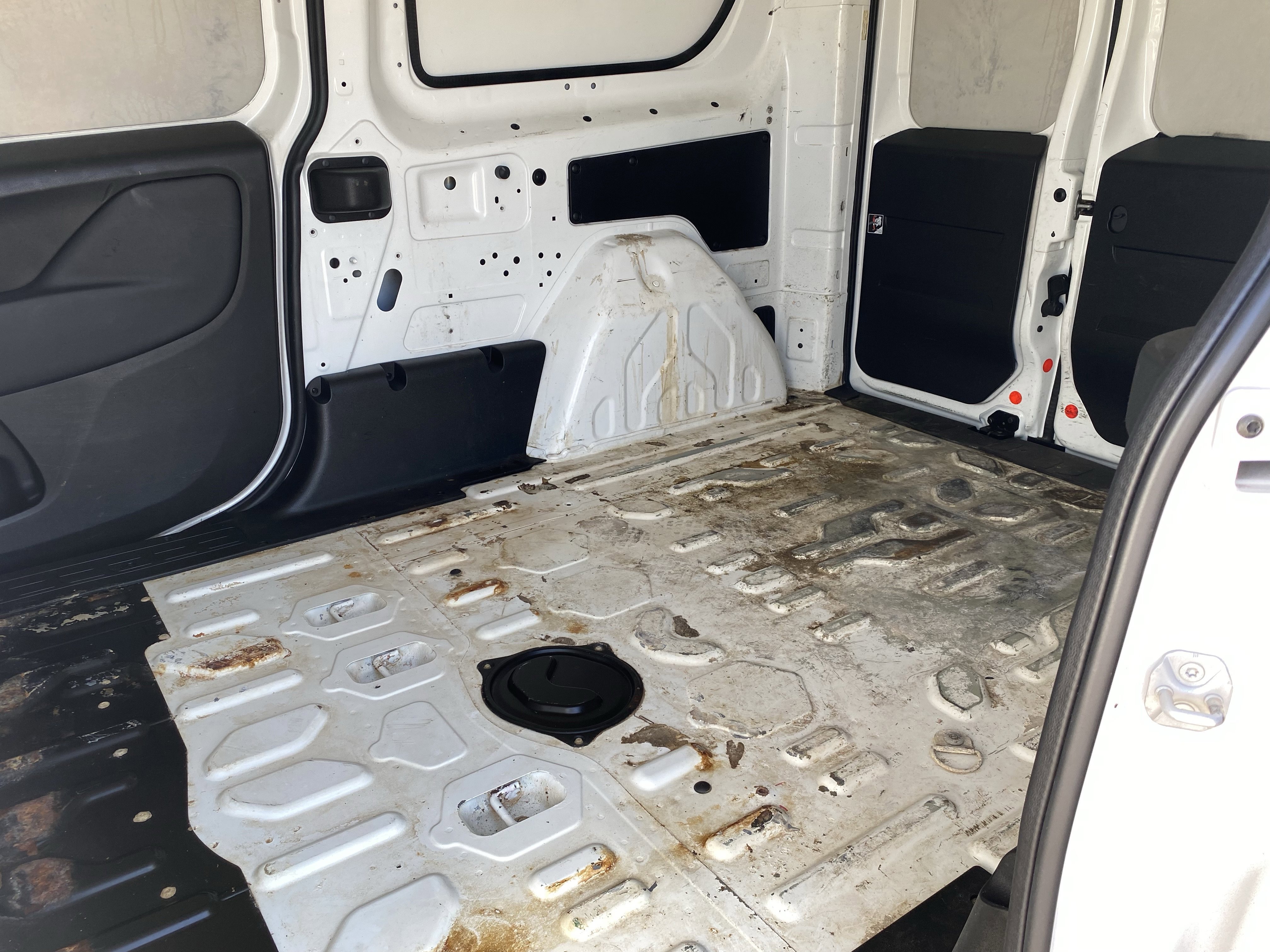 Used 2021 Bright White Ram Tradesman image 15