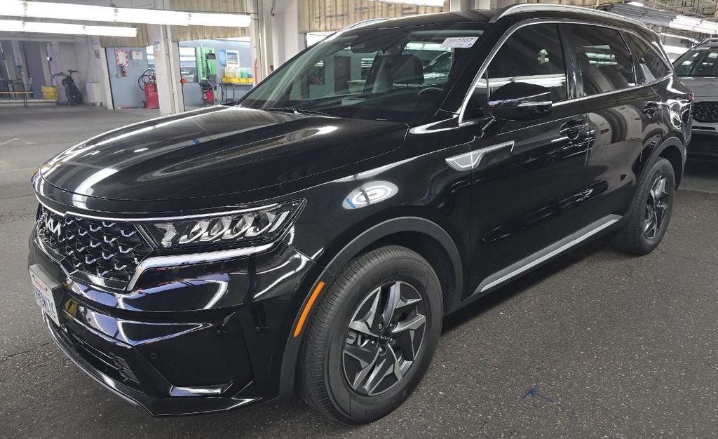 2023 Kia Sorento EX Hybrid AT's photo