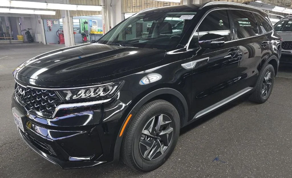 2023 Kia Sorento EX Hybrid AT's photo