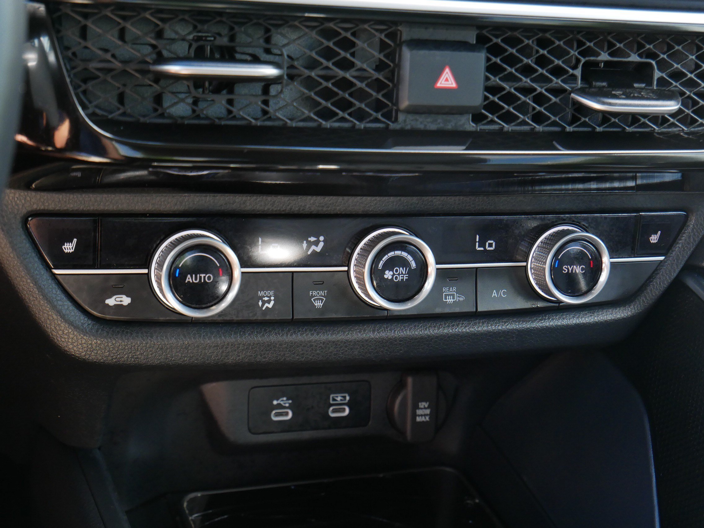 Used 2025 Solar Silver Metallic Acura FWD image 23