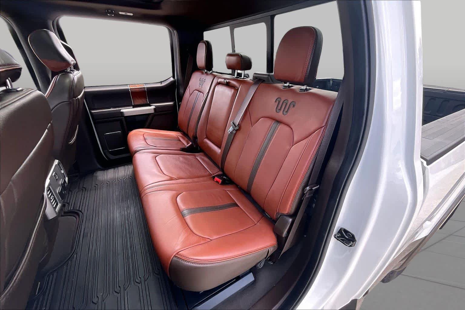 Used 2020 Oxford White Ford King Ranch image 19