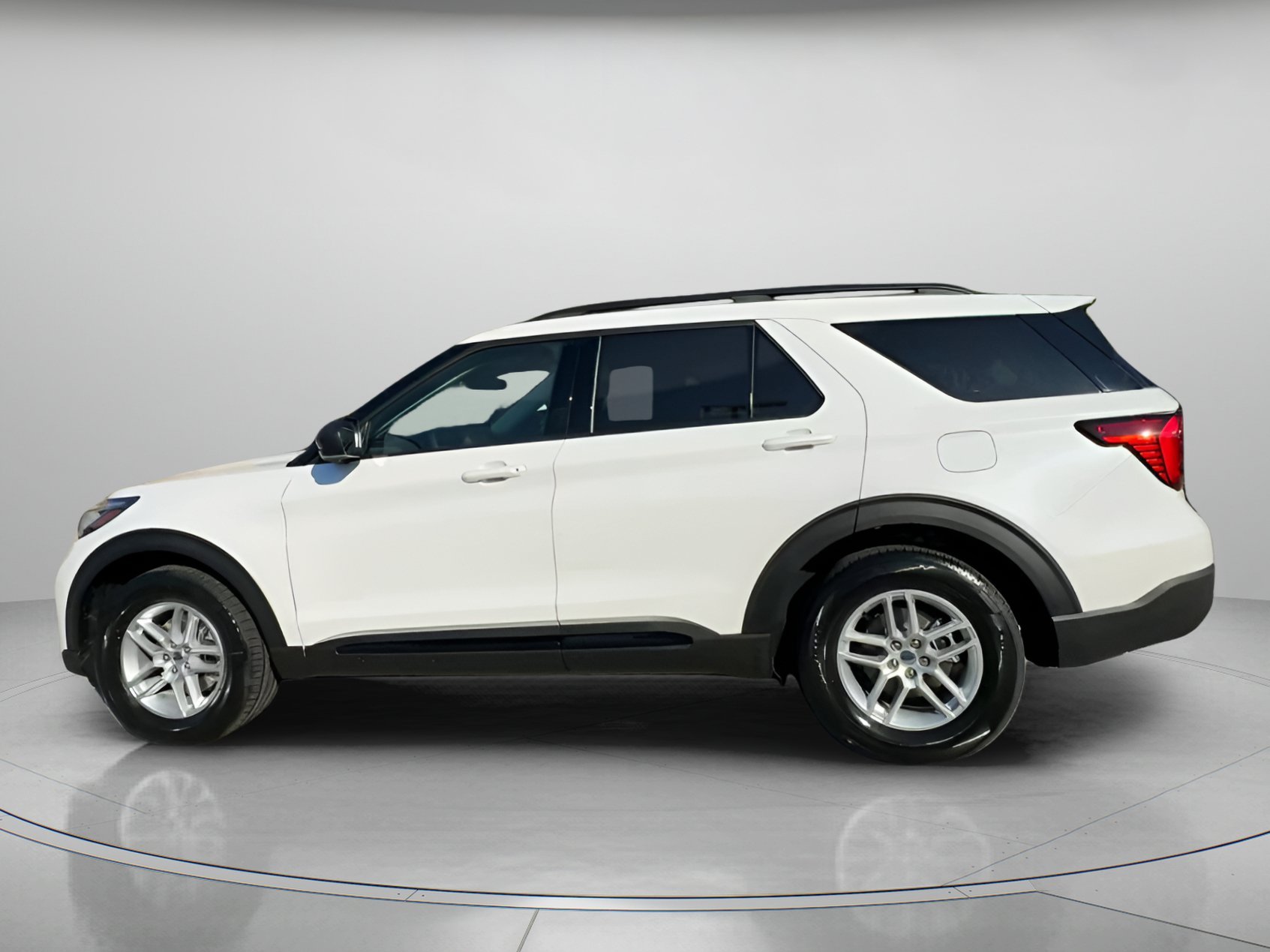 New 2026 Star White Metallic Tri-Coat Ford Active image 15