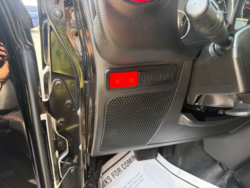 Used 2018 Black Jeep Unlimited Rubicon image 26