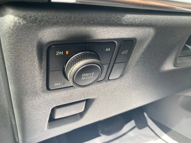 New 2027 Agate Black Metallic Ford King Ranch® image 19