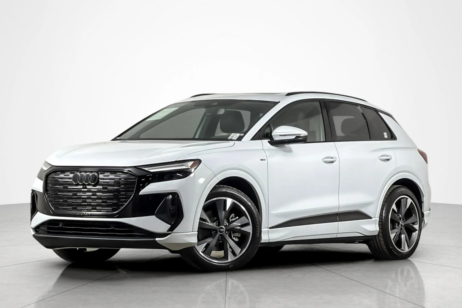 2025 Audi Q4 e-tron