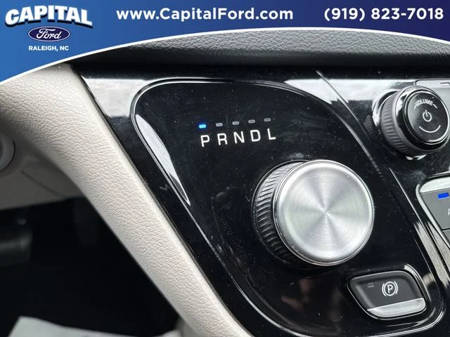 Used 2023 White Chrysler LX image 30