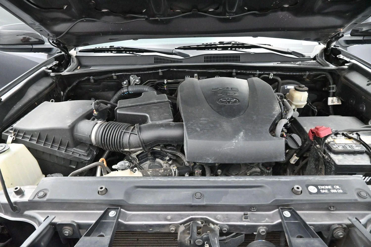 Used 2017 Magnetic Gray Metallic Toyota SR5 V6 image 32