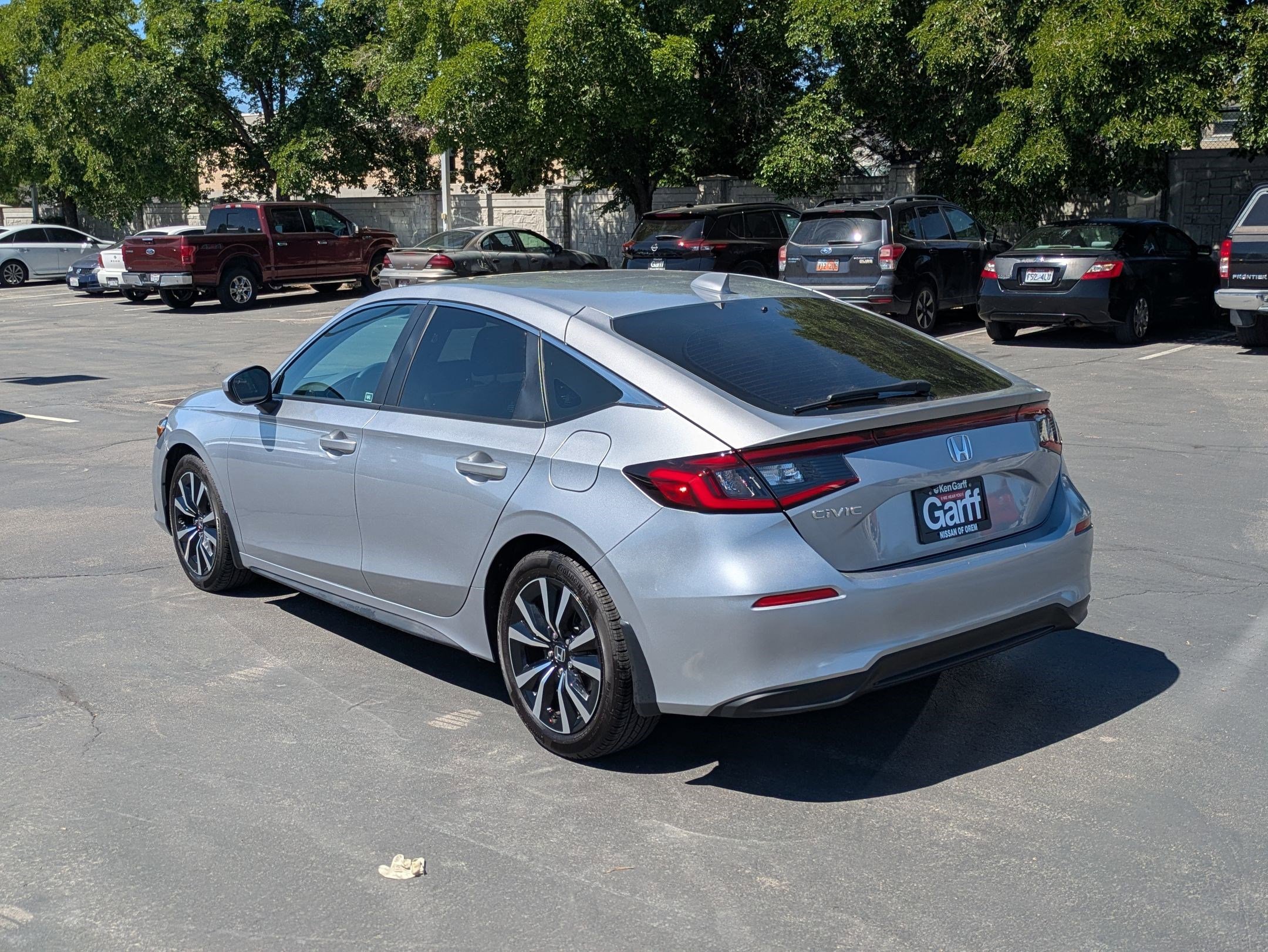 Used 2024 Silver Honda EX-L image 5