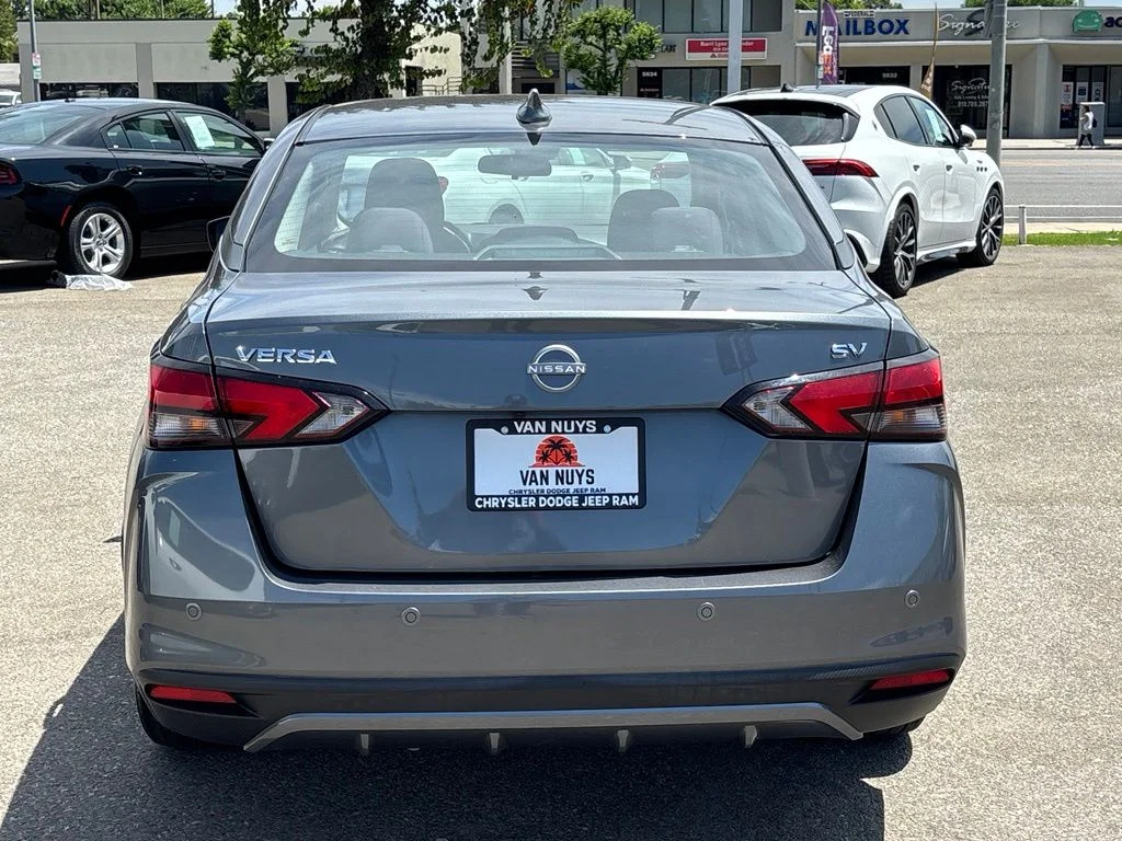 Used 2023 Gray Nissan 1.6 SV image 5