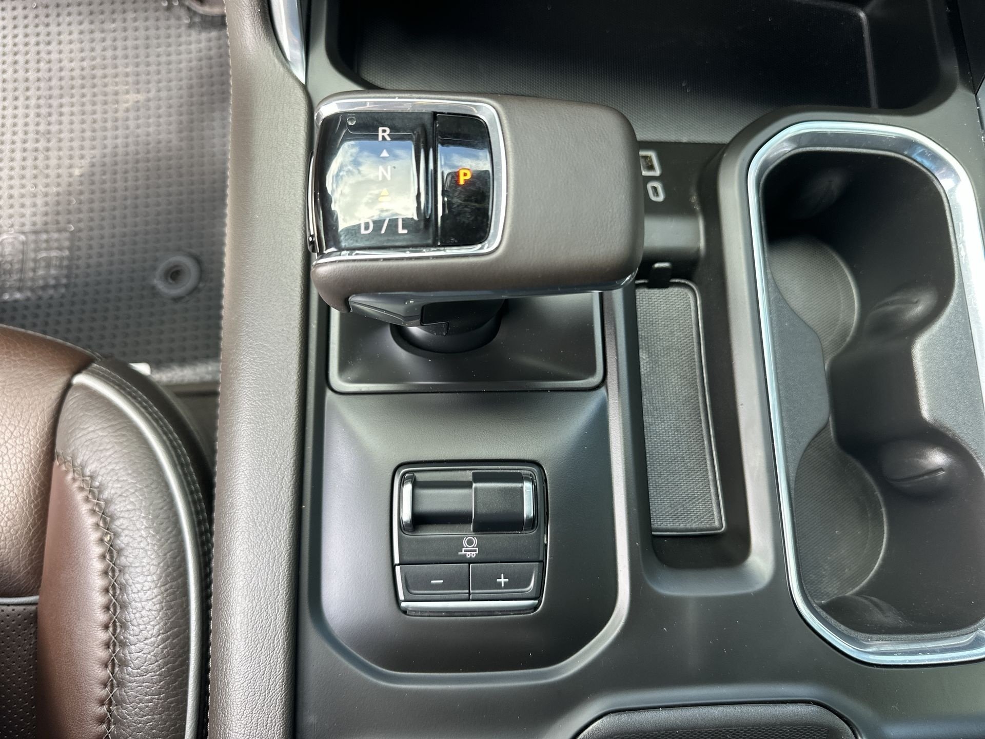 Certified Used 2023 STERLING METALLIC GMC Denali image 16