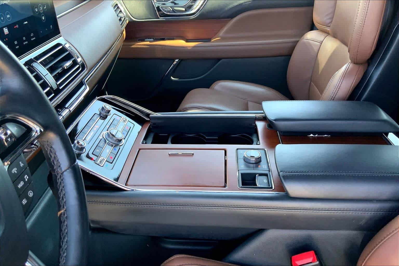 Certified Used 2022 Ceramic Pearl Metallic Tri-Coat Lincoln Reserve image 17