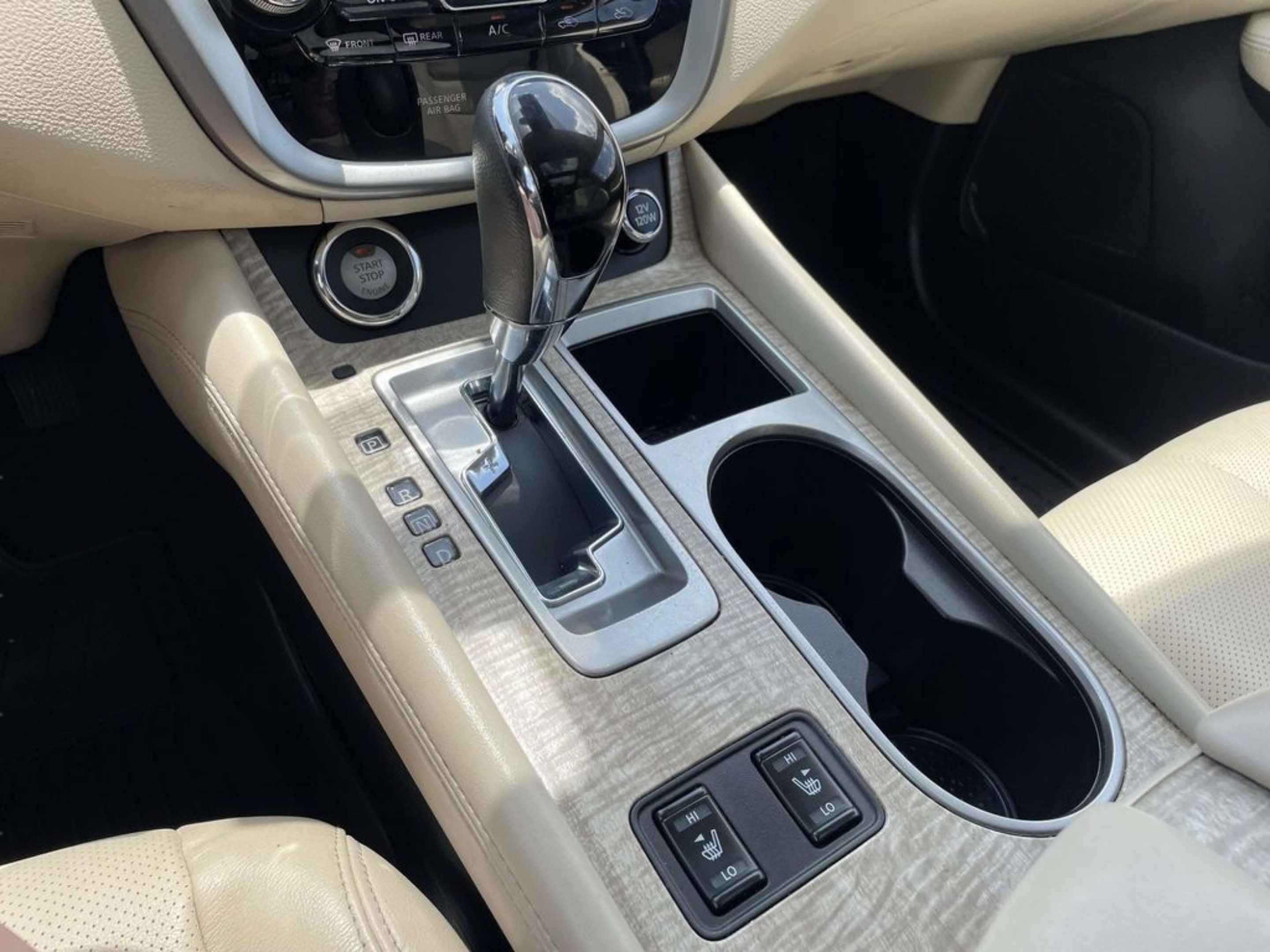 Used 2024 White Nissan SL image 23