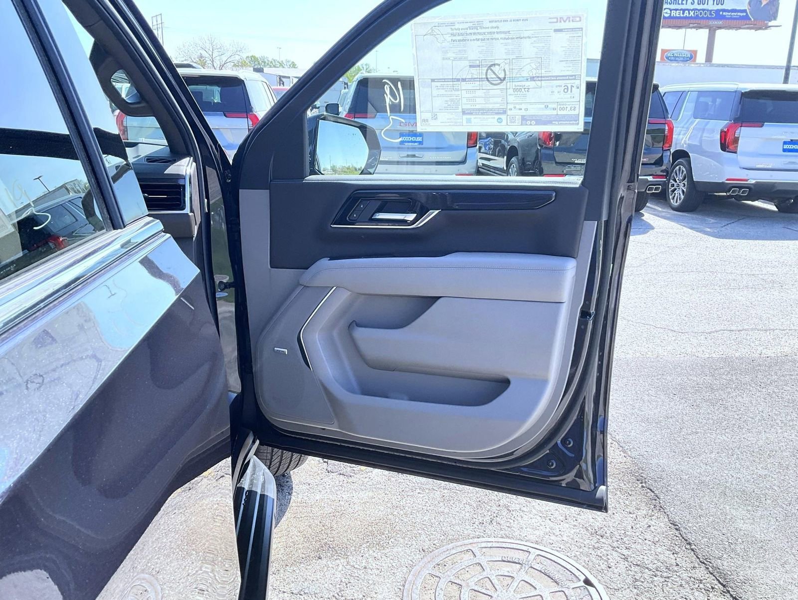 New 2026 Titanium Rush Metallic GMC Elevation image 16