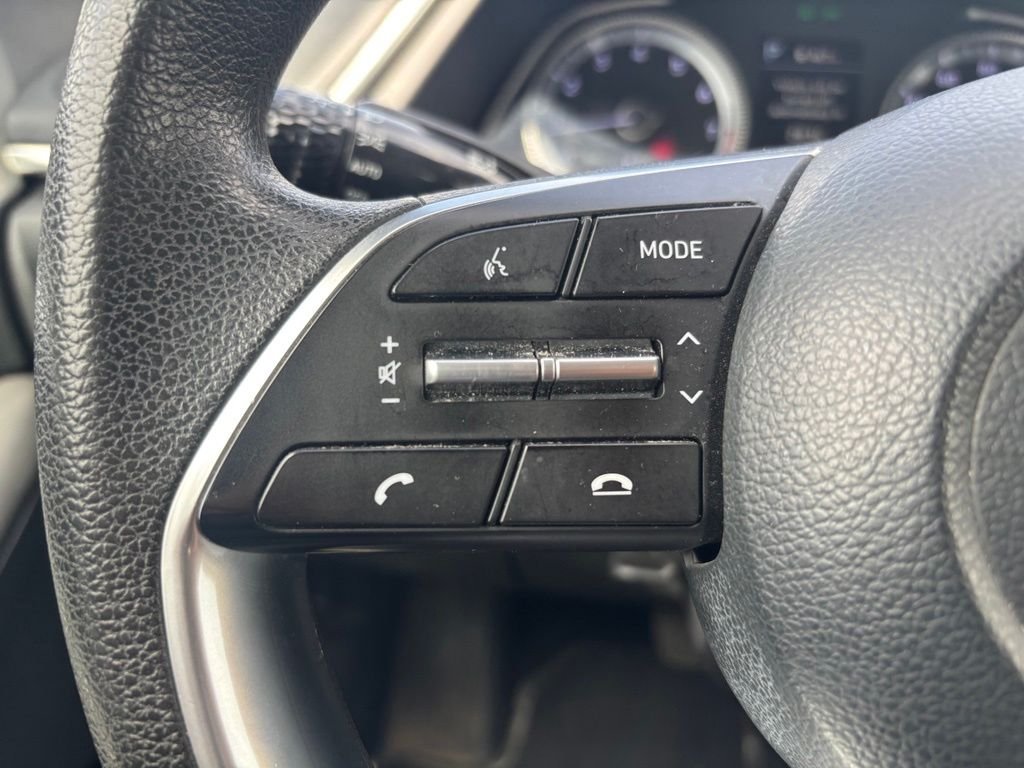 Used 2023 Gray Hyundai SEL image 15