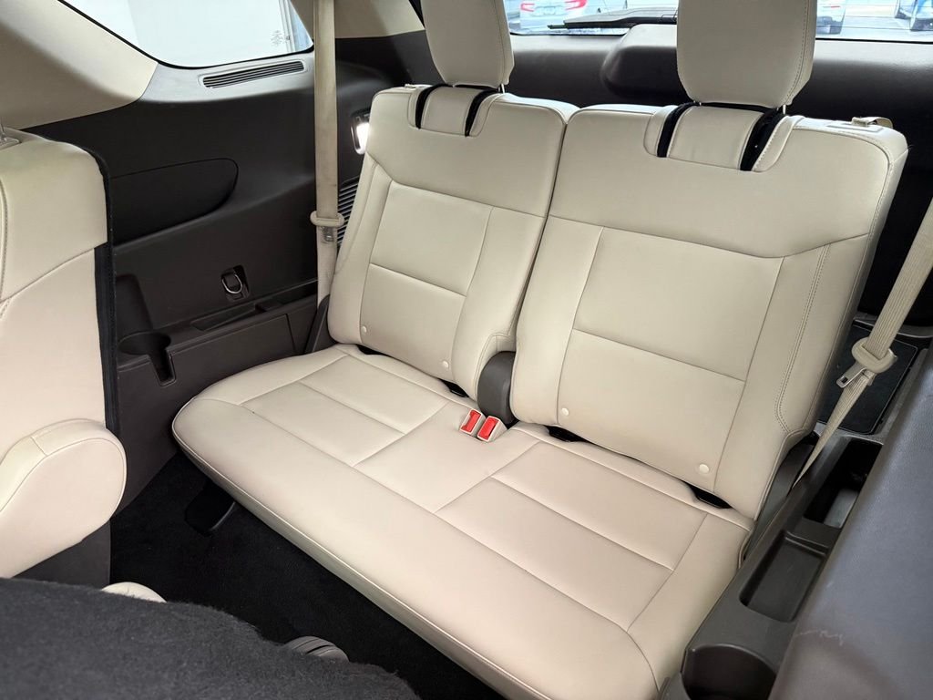 Used 2020 Gray Ford Platinum image 65