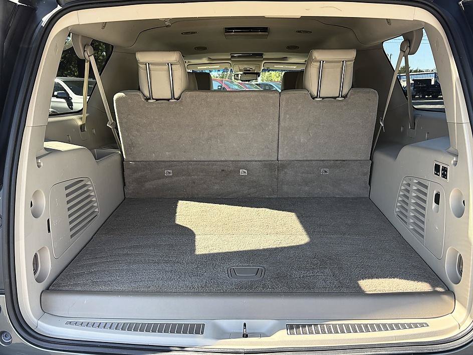 Used 2018 Mineral Metallic GMC Denali image 11