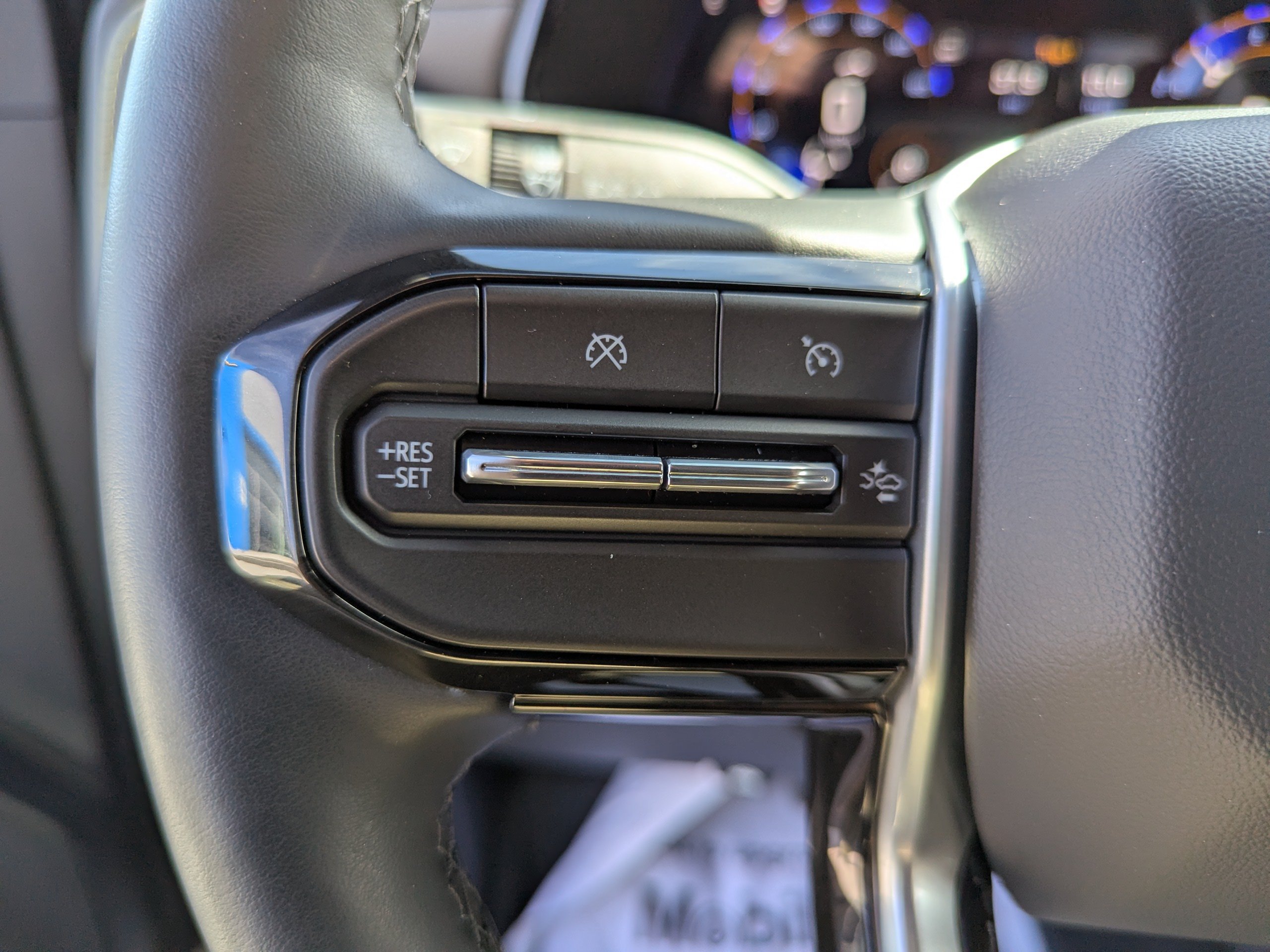 2026 Chevrolet Colorado ZR2 - Photo 15