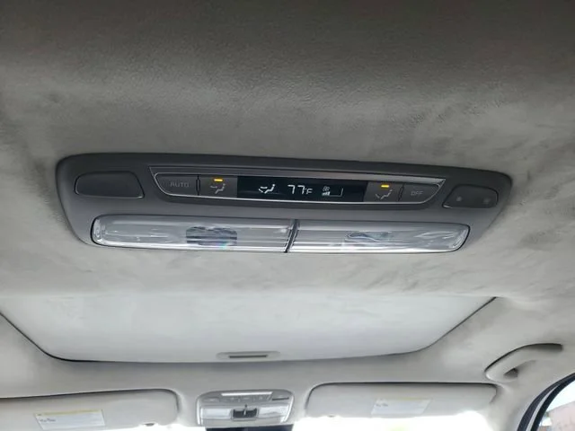 Used 2021 White Kia SX image 26