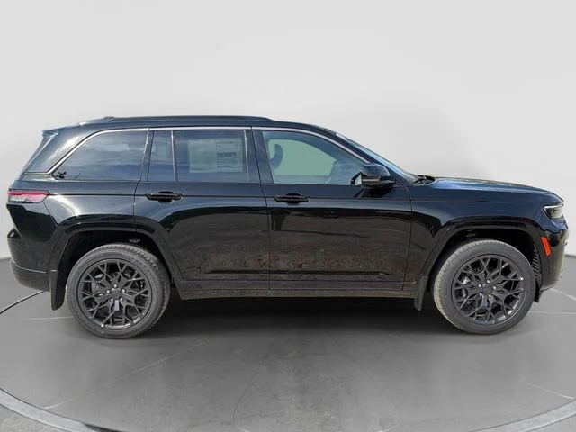 New 2026 Diamond Black Crystal Pearl-Coat Exterior Paint Jeep Summit image 2