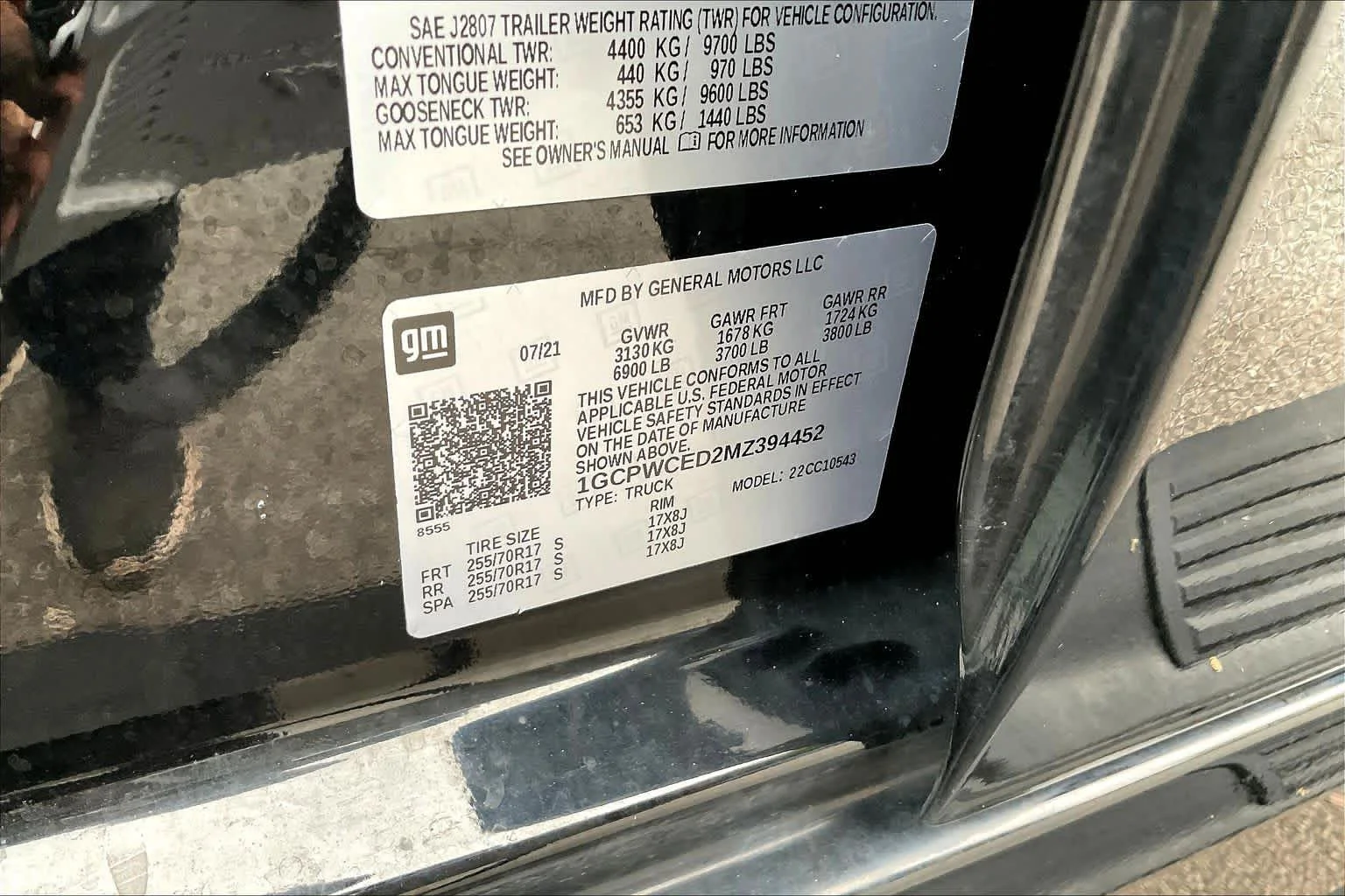 Used 2021 Black Chevrolet LT image 33