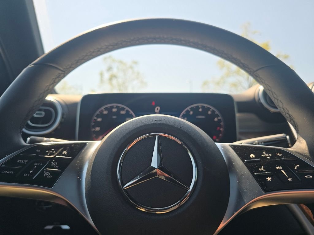 Certified Used 2026 Black Mercedes-Benz GLC 300 image 28
