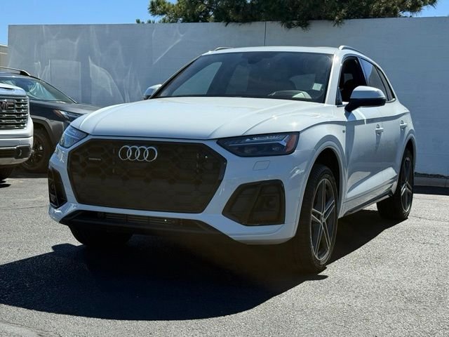 2023 Audi Q5 55 e Prestige's photo
