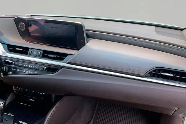 Used 2020 Silver Lexus 350 Luxury image 16