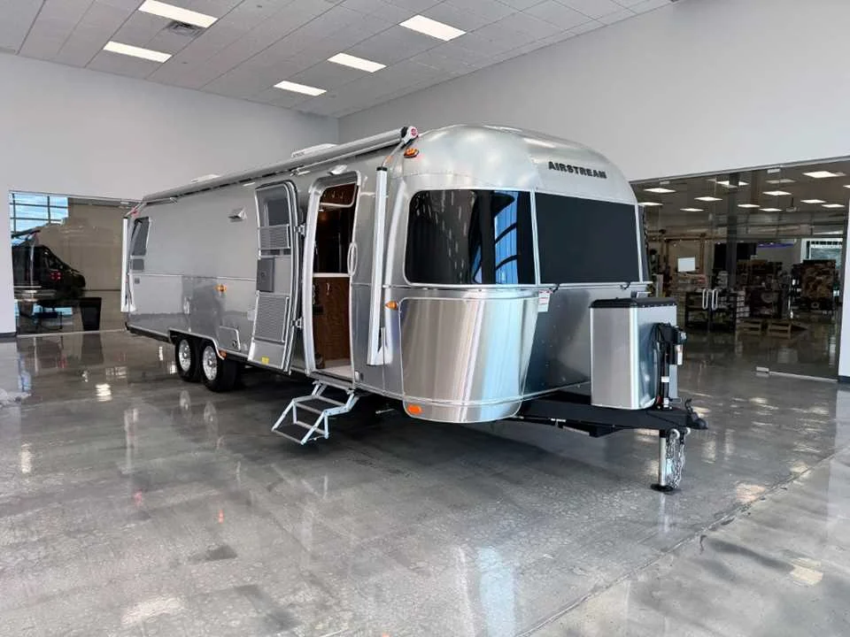 New 2026 SILVER AIRSTREAM  image 7