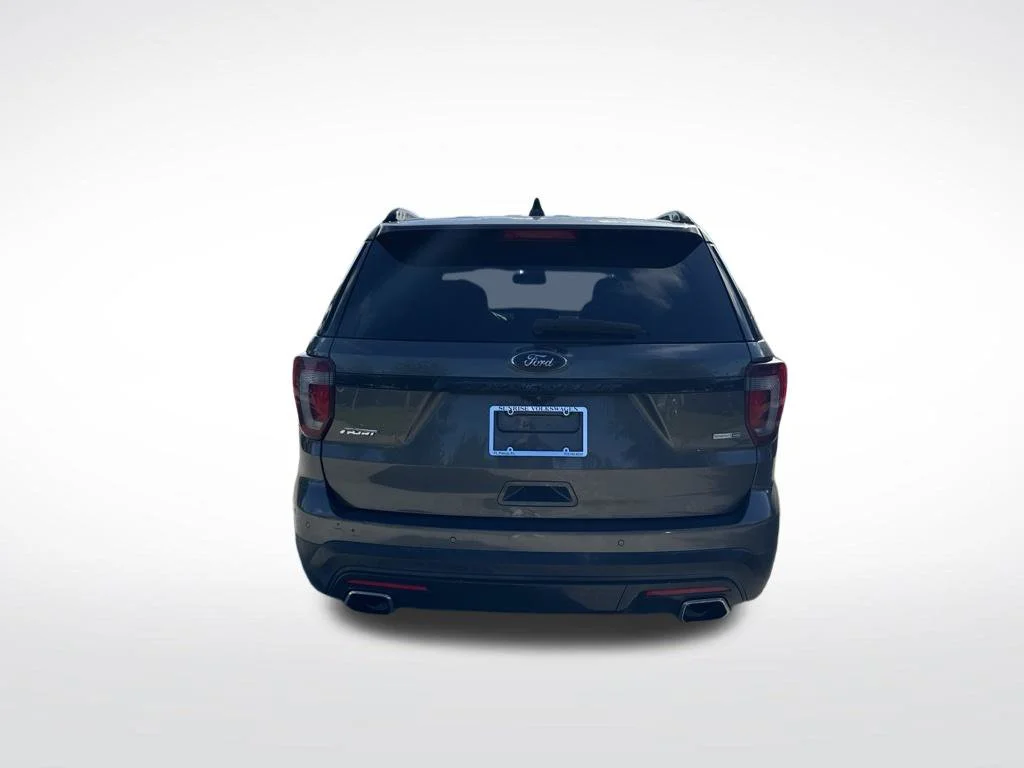 Used 2016 Magnetic Ford Sport image 7