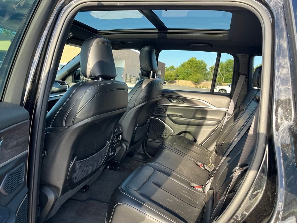 Certified Used 2024 Black Jeep 4xe image 18