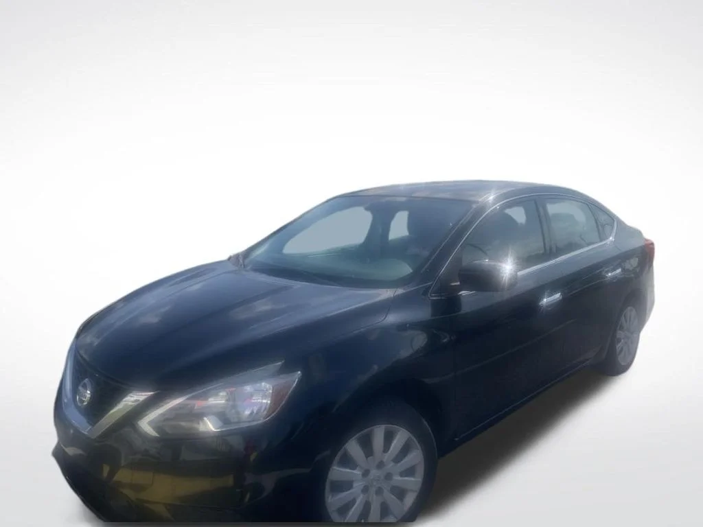 Used 2019 Black Nissan S image 10