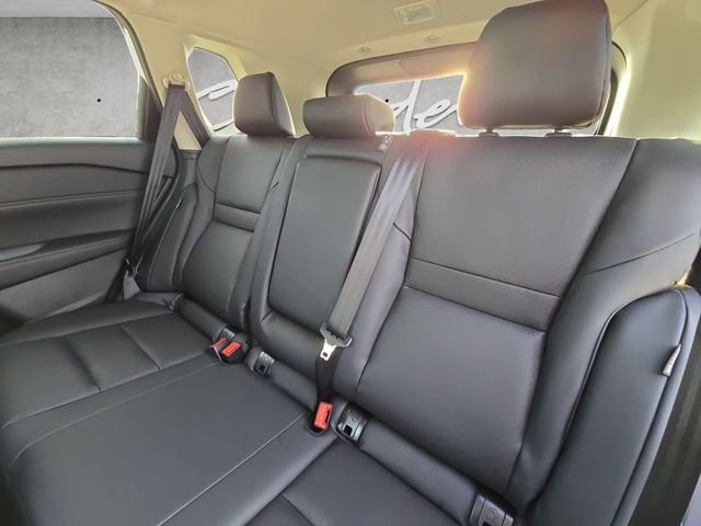 New 2026 Everest White Pearl TriCoat Nissan Dark Armor™ image 22