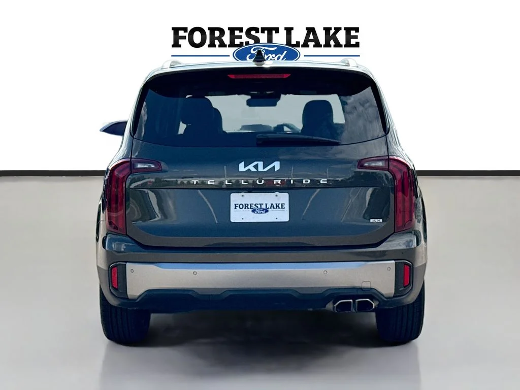 Used 2025 Dark Moss Kia S image 6
