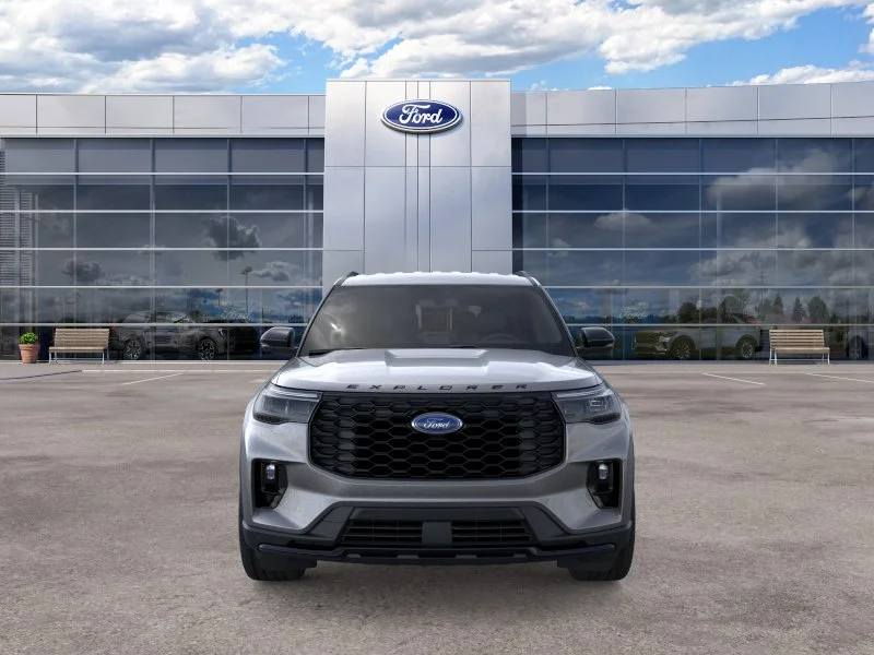 New 2026 Carbonized Gray Metallic Ford ST-Line image 6