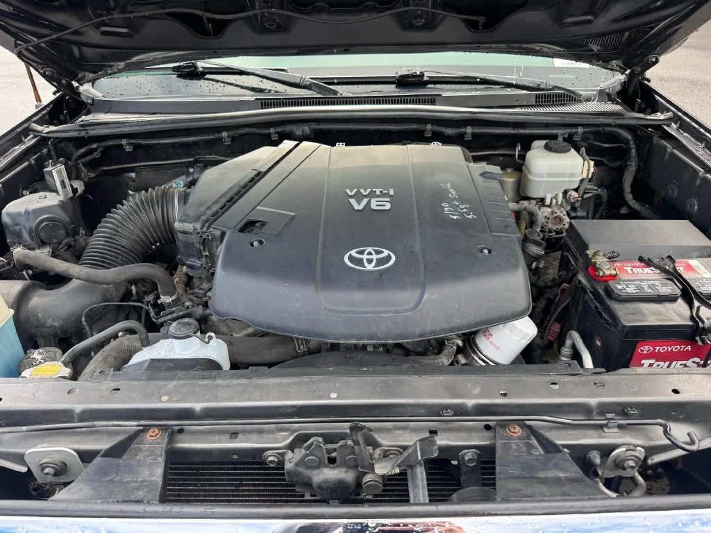 Used 2015 Gray Toyota Base image 14