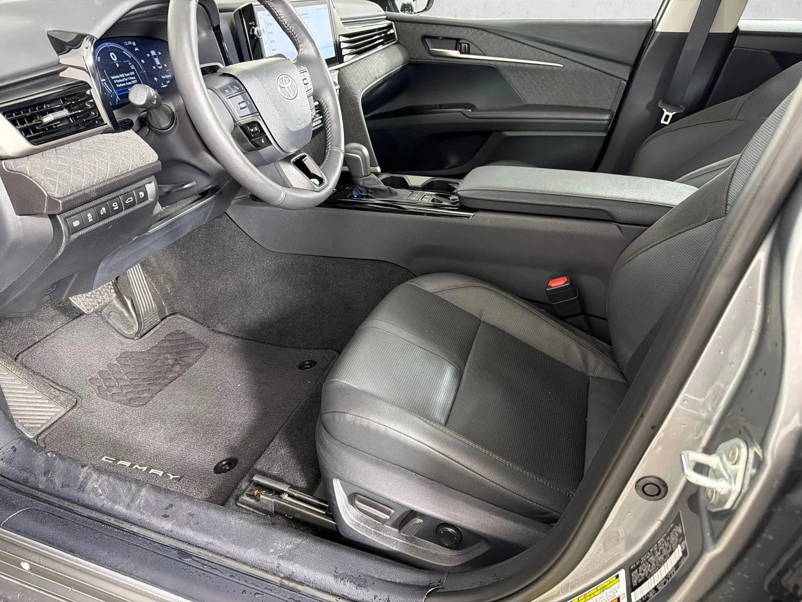 Used 2025 Silver Toyota LE image 10