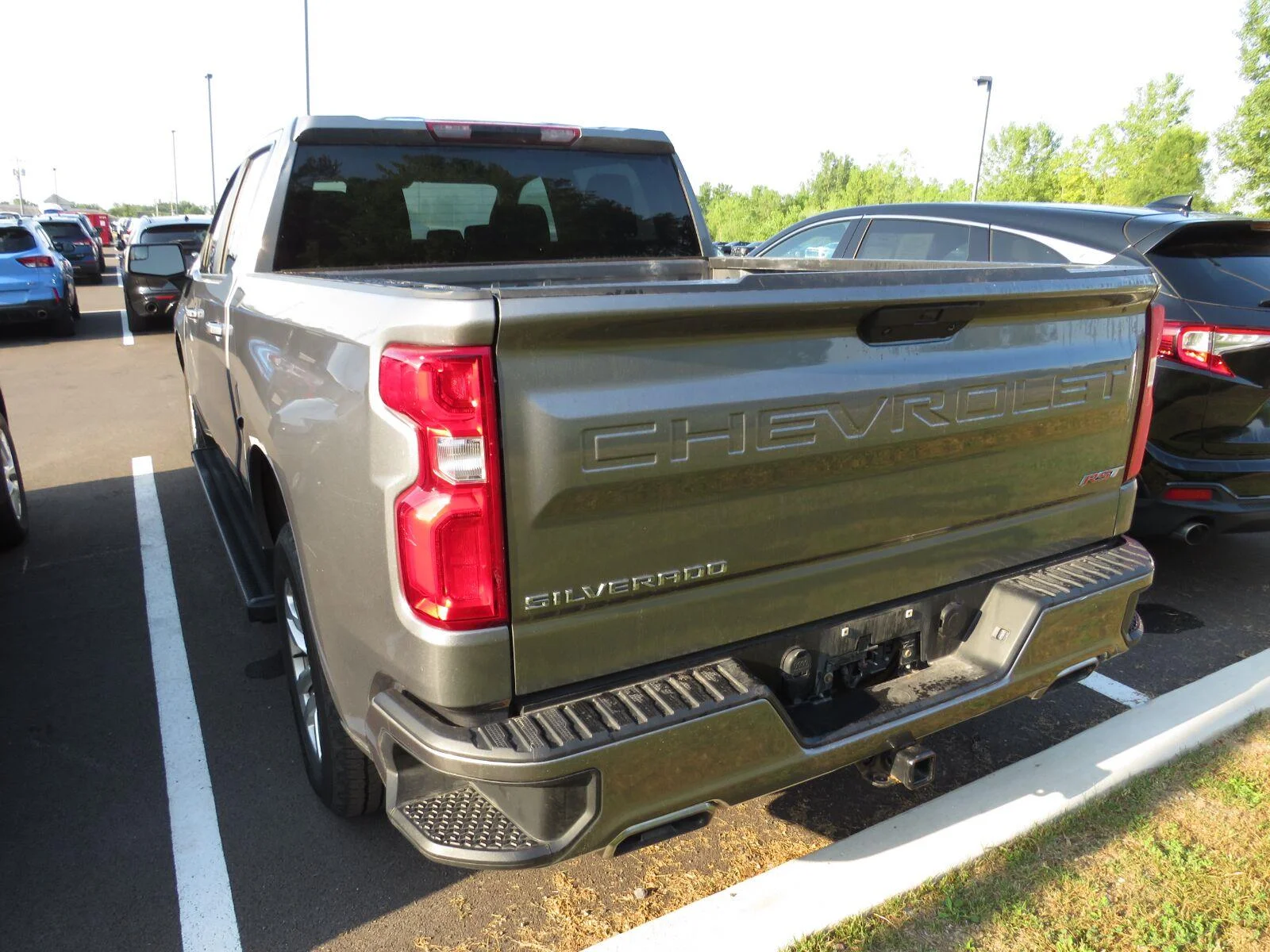 Used 2021 SATIN STEEL METALLIC Chevrolet RST image 11