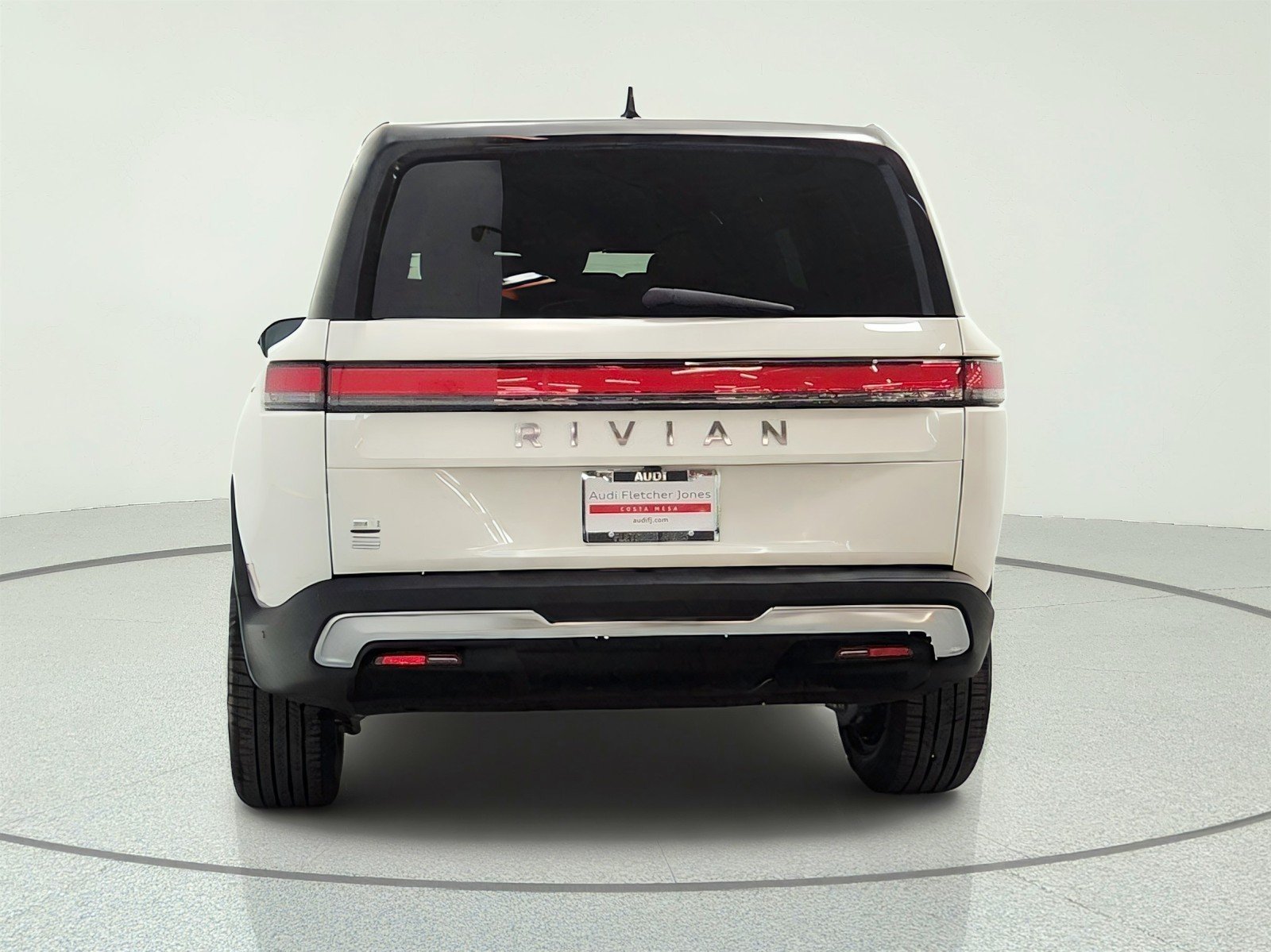 Used 2025 Glacier White Rivian Adventure image 6