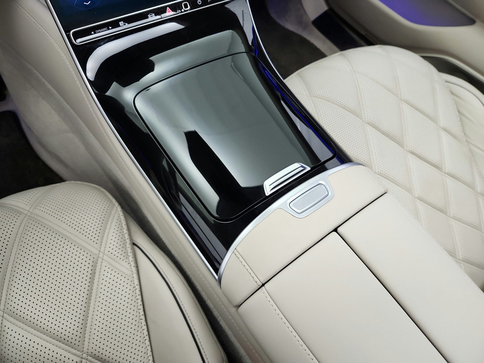 Certified Used 2023 Obsidian Black Mercedes-Benz Maybach S 580 4MATIC® Sedan image 13