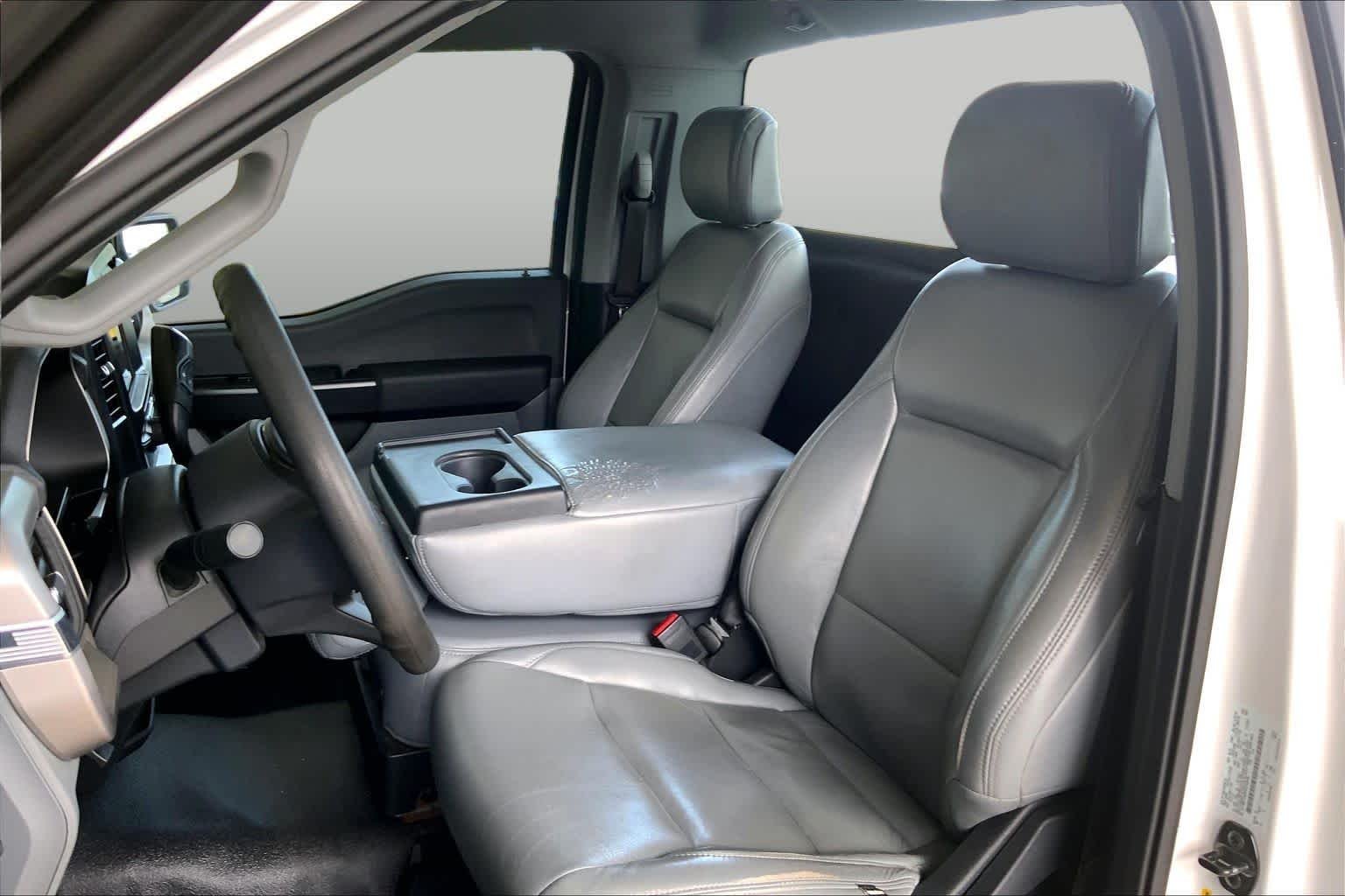 Used 2023 Oxford White Ford XL image 7
