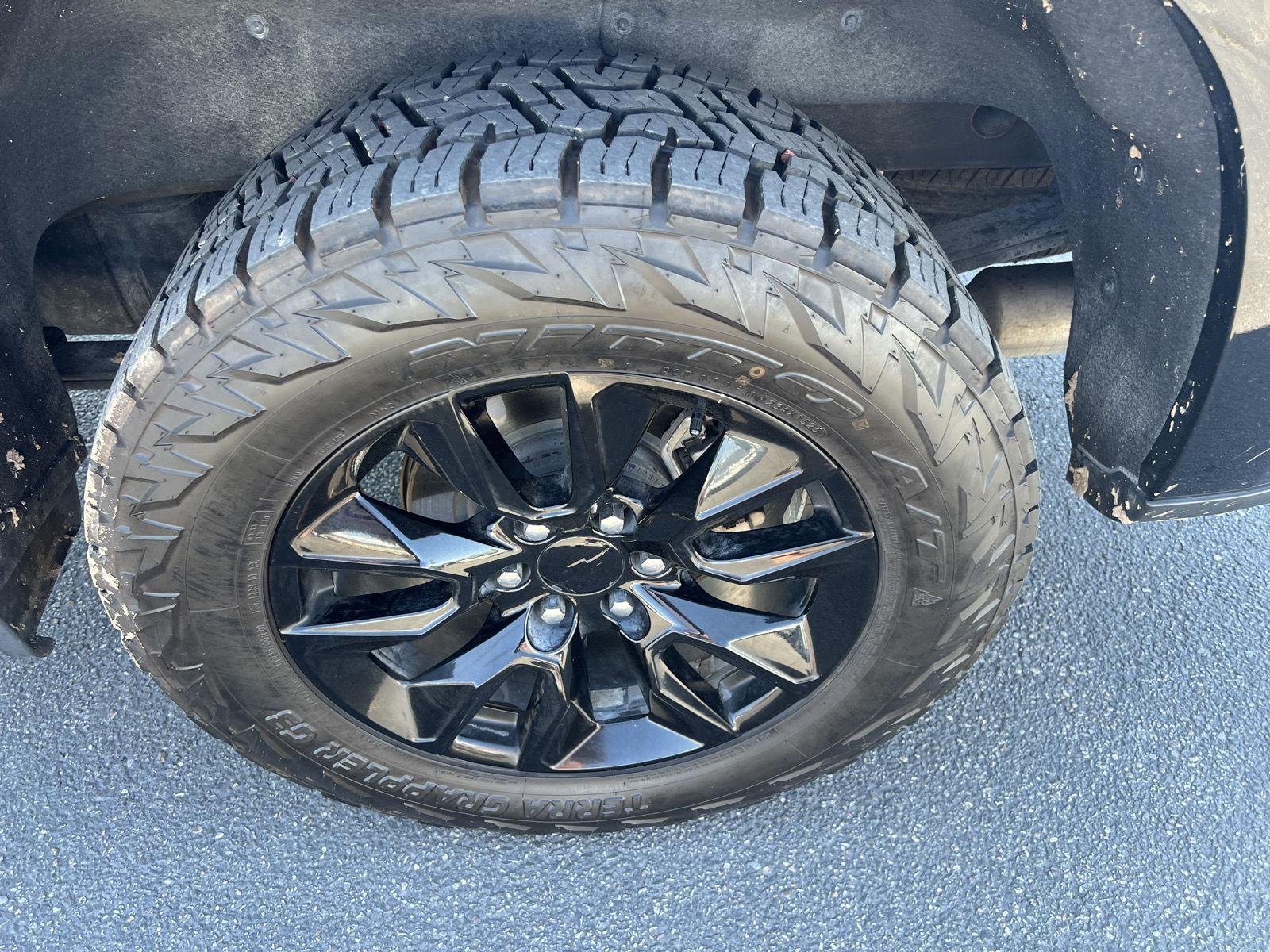 2019 Chevrolet Silverado 1500 High Country - Photo 12