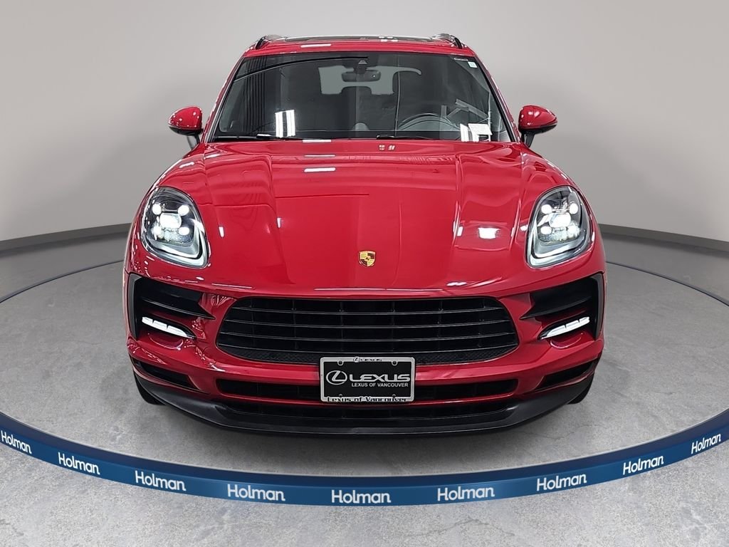 Used 2021  Porsche Base image 3