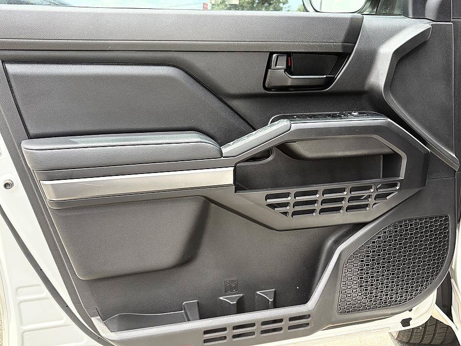 Used 2024 Ice Toyota SR5 image 14